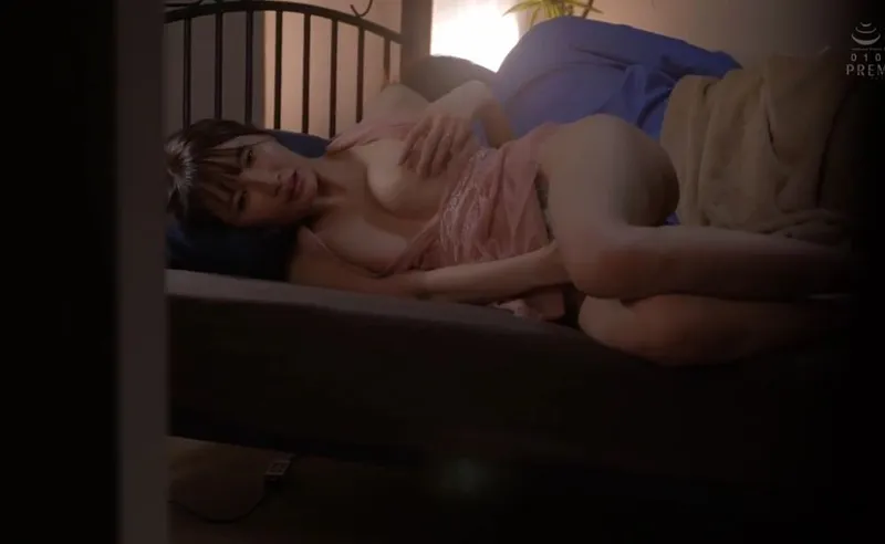 đưa cấp trên say xỉn về nhà, cậu nhân viên trúng độc đắc húp được cô vợ tiền bối xinh dâm