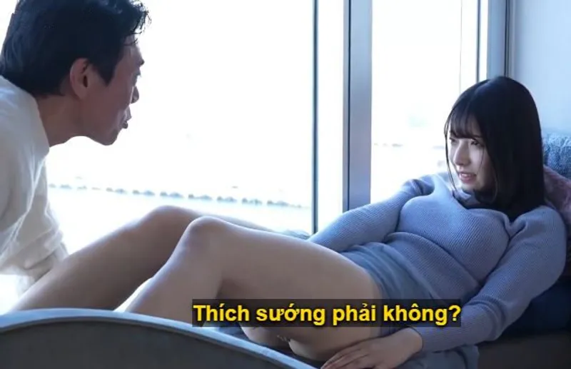 Cuộc chạm trán giữa ông bác và cô minh tinh trẻ mới debut tại nhà nghỉ.